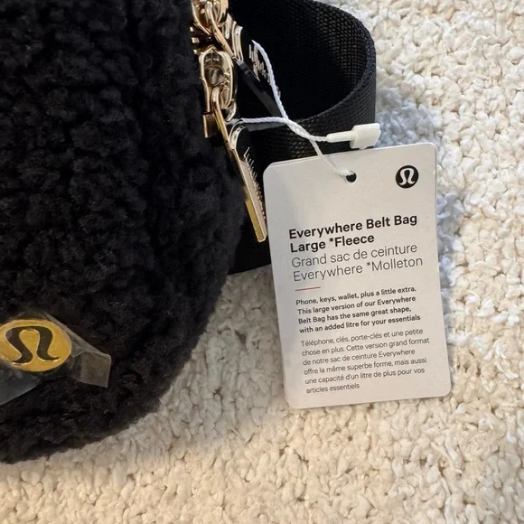 🖤 BF SALE🖤Lululemon Sherpa Belt bag - Picture 2 of 2